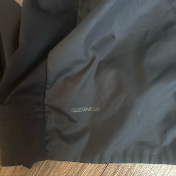 Nike Shield Black Full Zip Jacket Men’s Size Medium - Picture 3 of 8